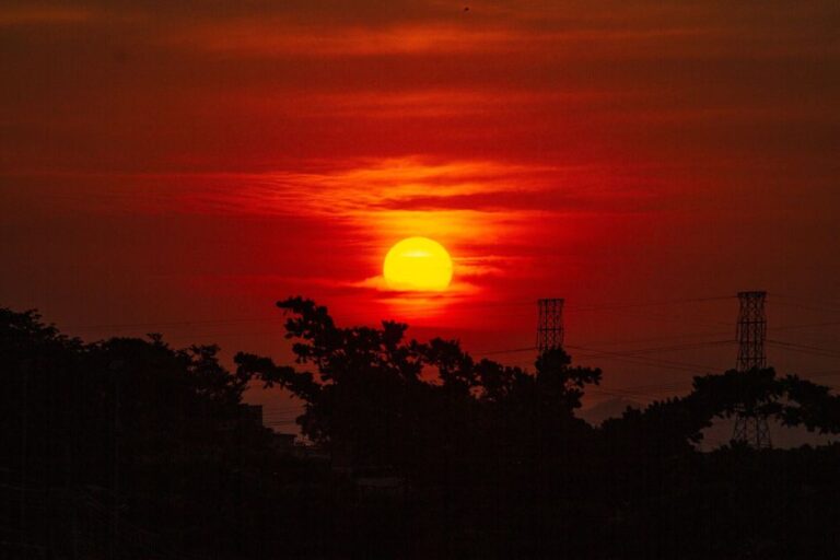 calor:-rio-registra-sensacao-termica-de-47,2°c-neste-sabado