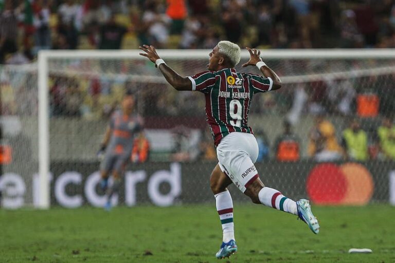 “meu-negocio-e-fazer-gol-dificil”,-profetiza-john-kennedy-antes-da-decisao